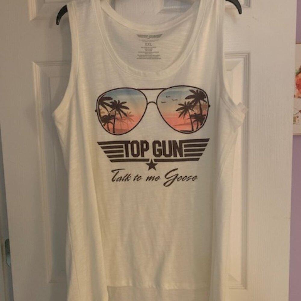 NWT - Top Gun sleeveless shirt!